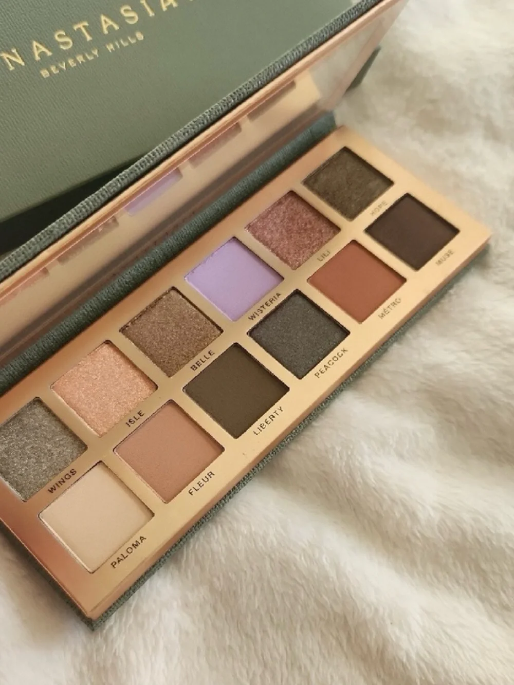 Anastasia Beverly Hills Green Textured Eyeshadow Palette Case with Gold Logo